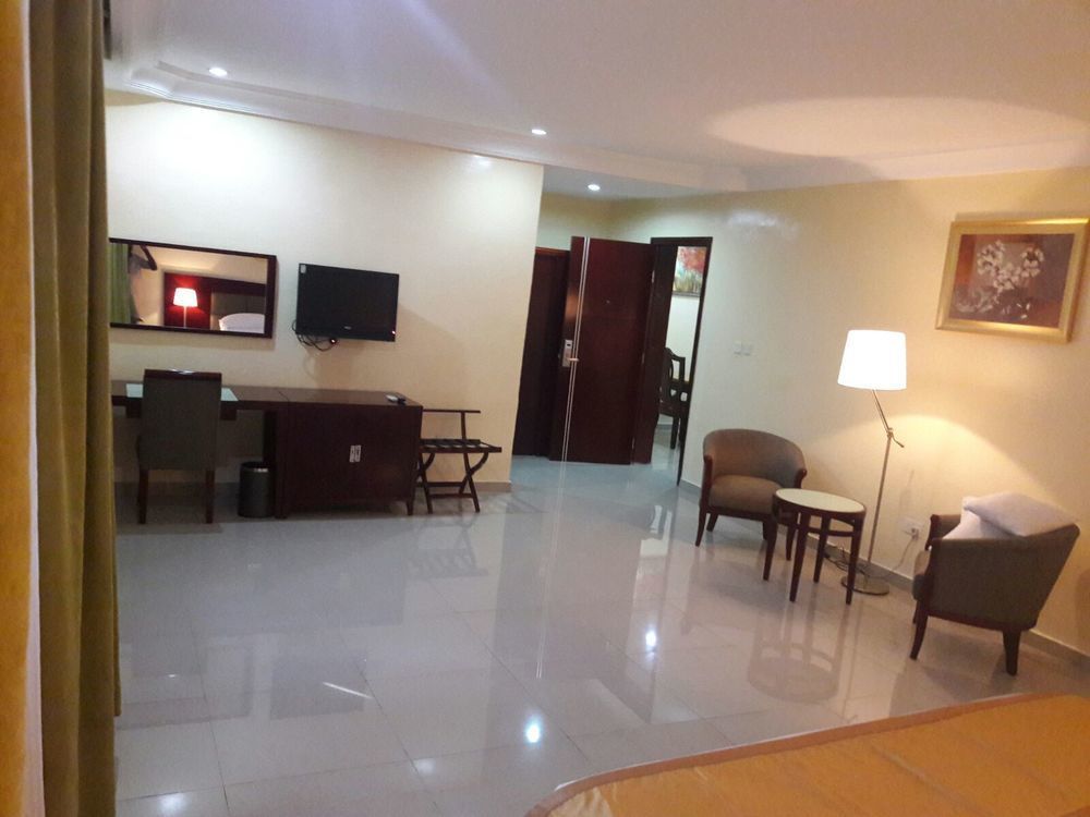 Check Inn Hotel Abuja Exterior foto